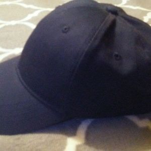Navy baseball cap / hat